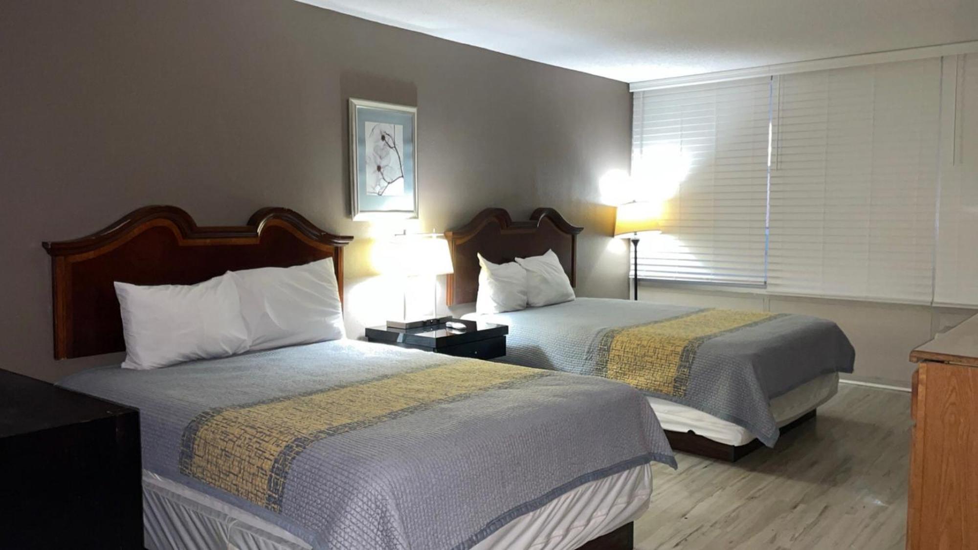 Apm Inn & Suites Martinsburg Bagian luar foto